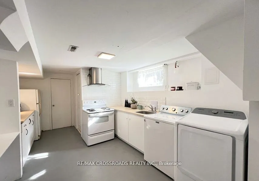 2 bed, $1,595 — Photo 4