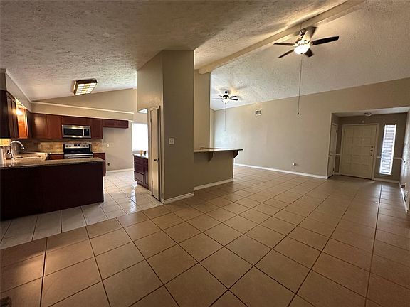 2nd image of 4930 Fitzwater Dr