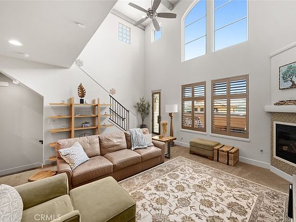 3rd image of 1887 Ironwood Ave