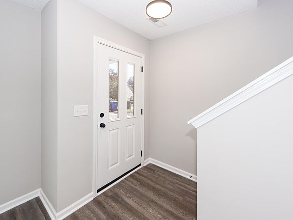 4th image of 5020 Basnett Dr