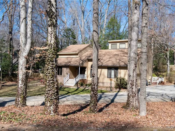 501 Farnham Dr, North Chesterfield, VA 23236