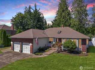 405 S Waugh Rd, Mount Vernon, WA 98274