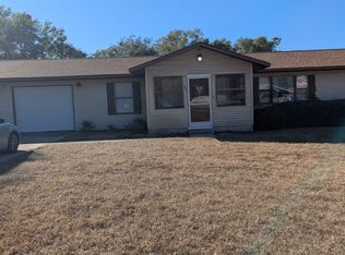541B Sunset Ave, Umatilla, FL 32784