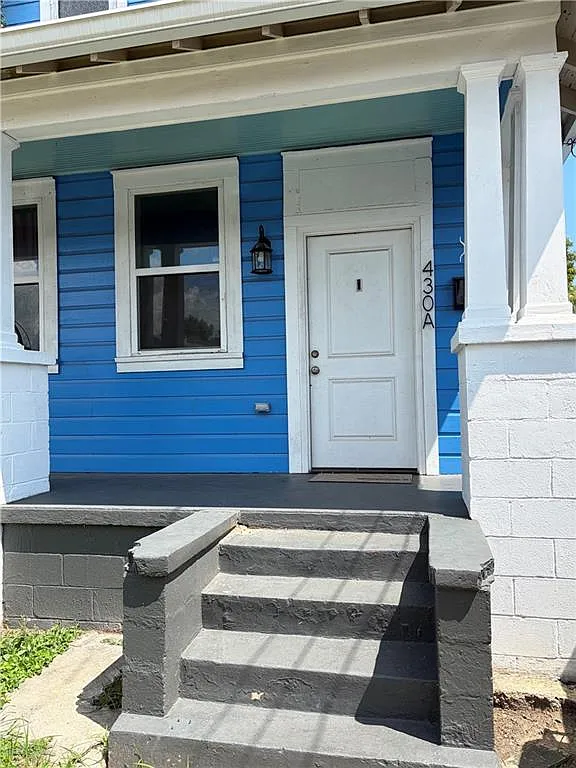 1 bed, 750 sqft, $1,300 — Photo 2