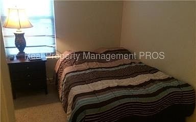 3rd image of 15 Fern Oak Cir APT 200