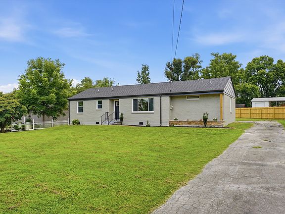 3rd image of 307 Seneca Dr