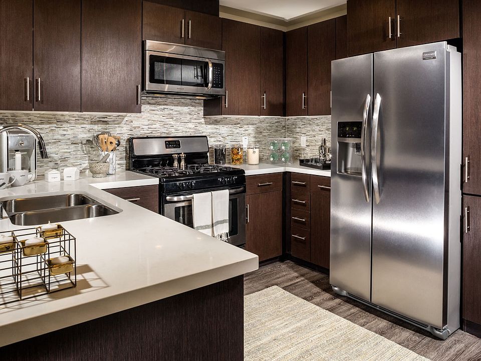 1st image of 685 S New Hampshire Ave APT 526