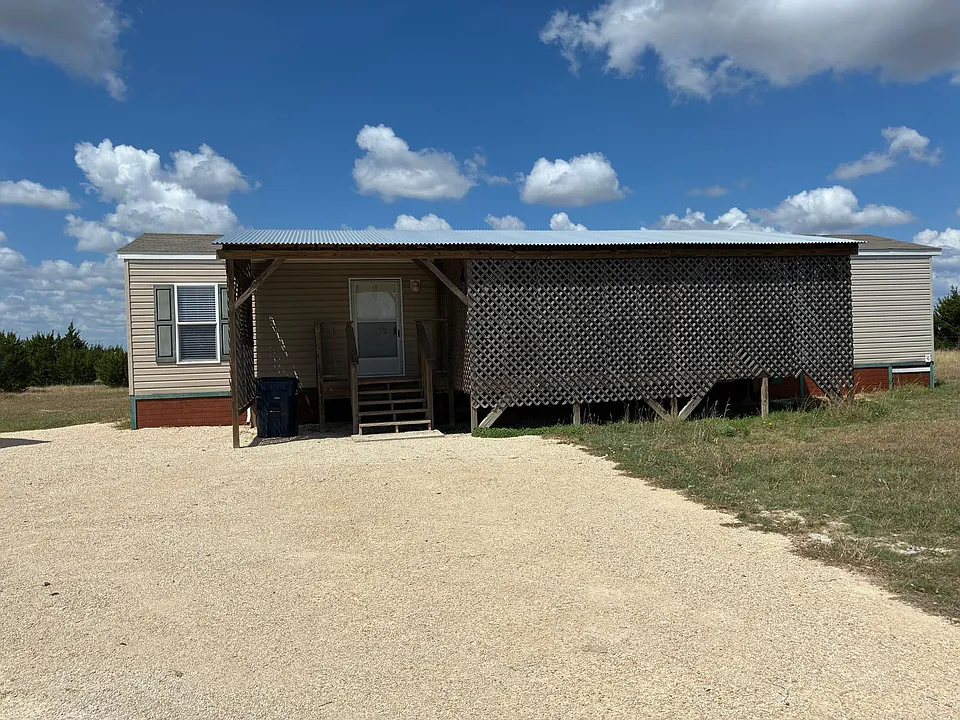 636 County Road 236