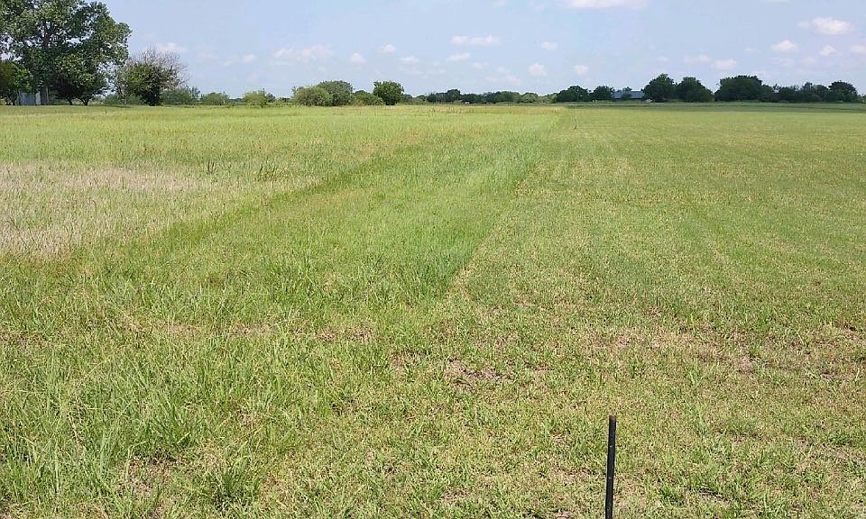 2nd image of 2517 Bode Rd