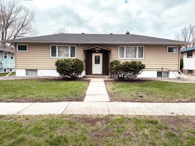 2606 9th St N, Fargo, ND, 58102