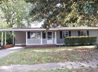 804 Montclair Rd, Fayetteville, NC 28314