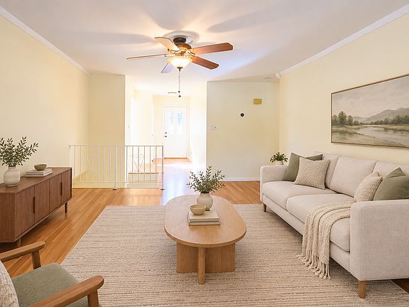 5th image of 3643 Morningview Ct