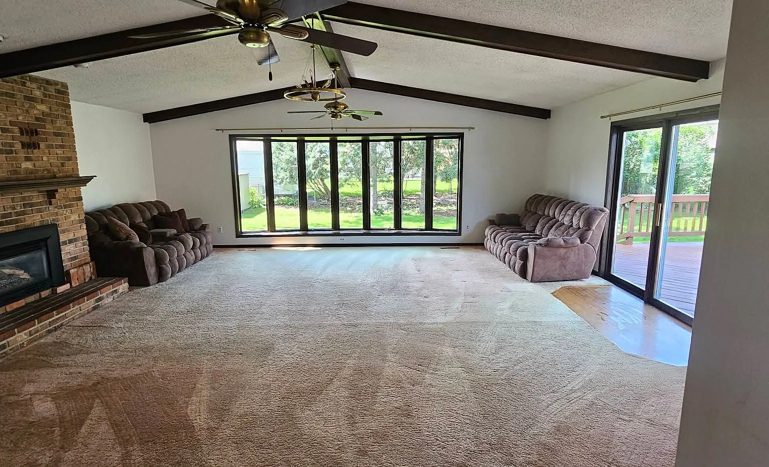 4 bed, 1987 sqft, $2,000 — Photo 2