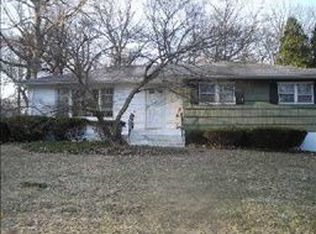 16 Glenbrook Rd, Monsey, NY 10952