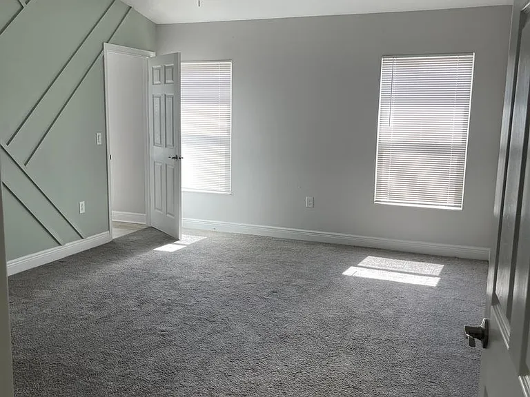 10114 Briar Cir — Photo 9