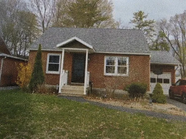2133 Robinwood Avenue, Schenectady, NY 12306