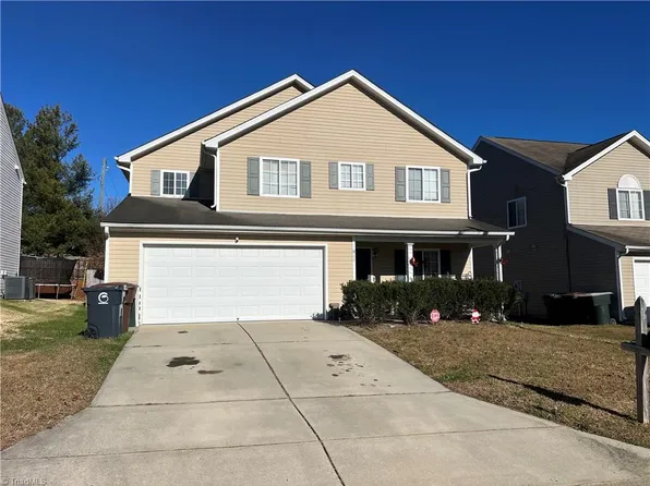 811 Stockport Way, Mc Leansville, NC 27301