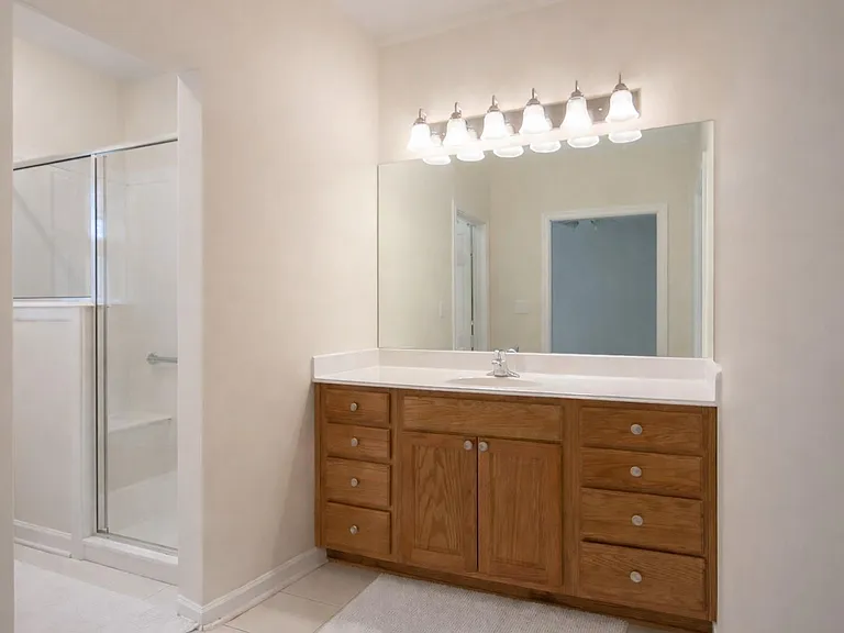 418 Price Dr — Photo 11