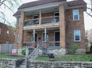 1108 W 41st Ter APT 2E, Kansas City, MO 64111