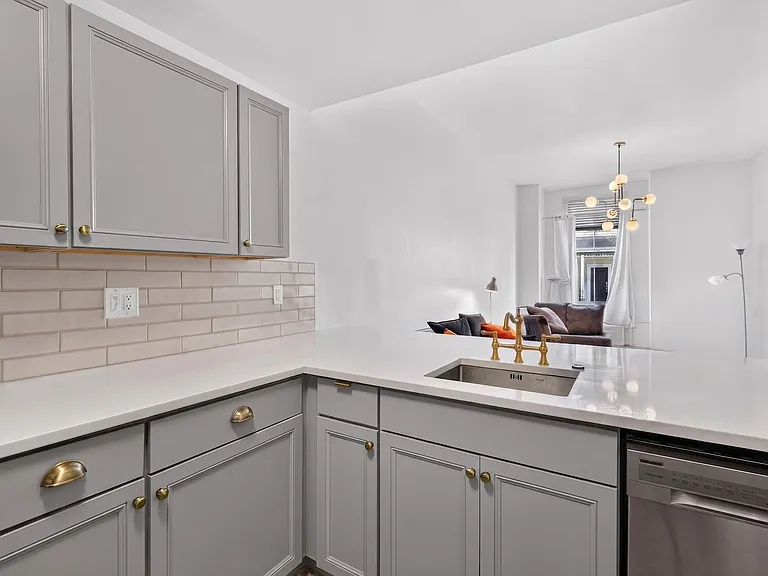 532 E Gaston St #534-A — Photo 9
