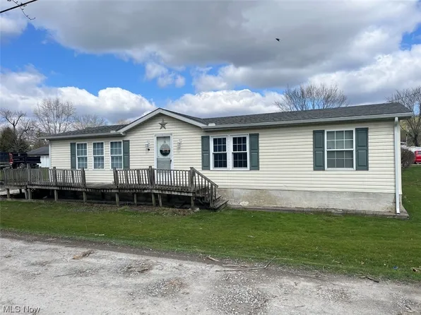 105 N Carrollton St, Scio, OH 43988