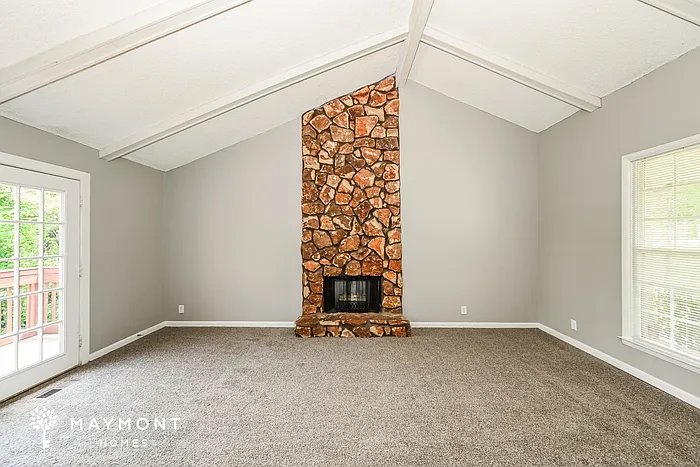 632 Cedarmont Dr — Photo 4