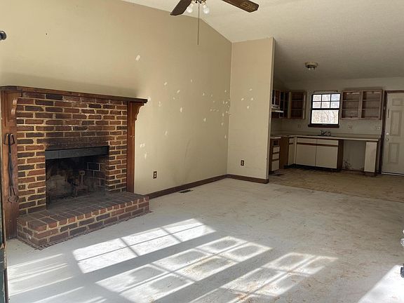 4th image of 1718 Todd Dr #0