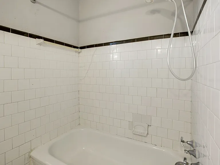 1125 Roland Heights Ave — Photo 21