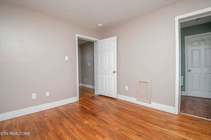 210 Dodson Ave — Photo 25