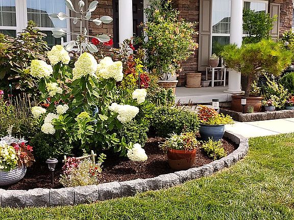 Flower Beds w/ edging stones