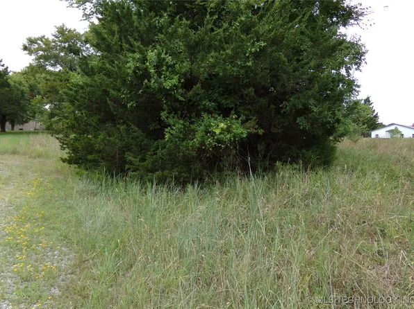 85 N Erie St, Canadian, OK 74425