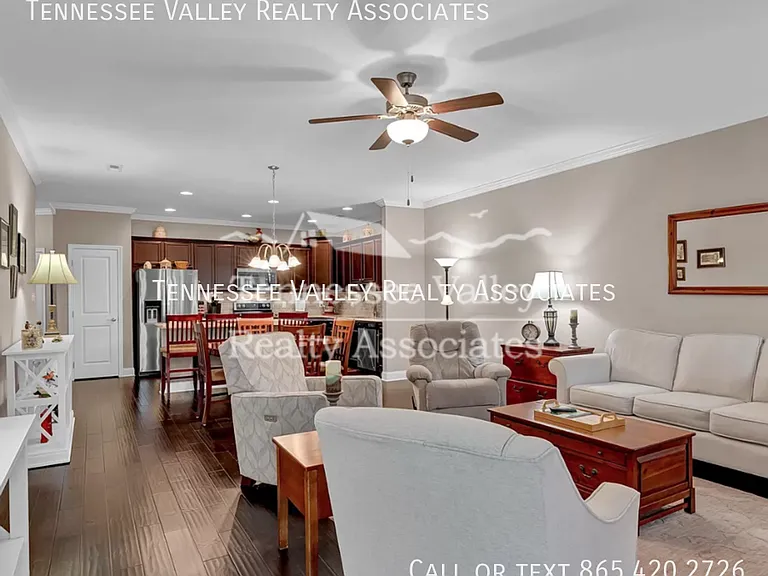 7013 Pemmbrooke Shire Ln — Photo 9