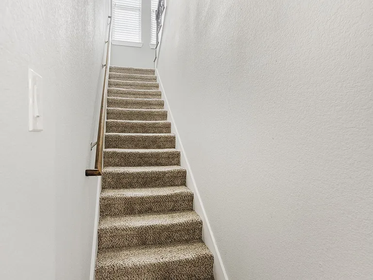 5871 Rivendell Dr — Photo 5