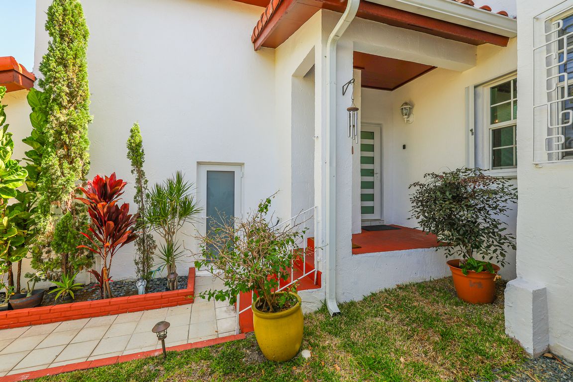 20979 SW 84th Ct-24