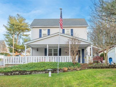 119 Cross Street, Locust Valley, NY, 11560