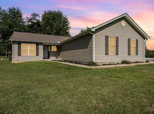 4476 Harris Ln, Felicity, OH 45120