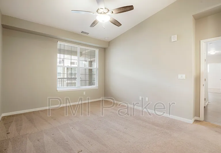 9185 Wilde Ln #302 — Photo 13