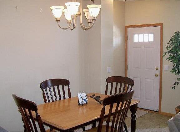 5th image of 11307 Chisholm Circle NE
