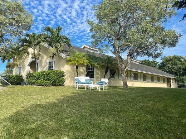 14875 Palm Beach Point Blvd