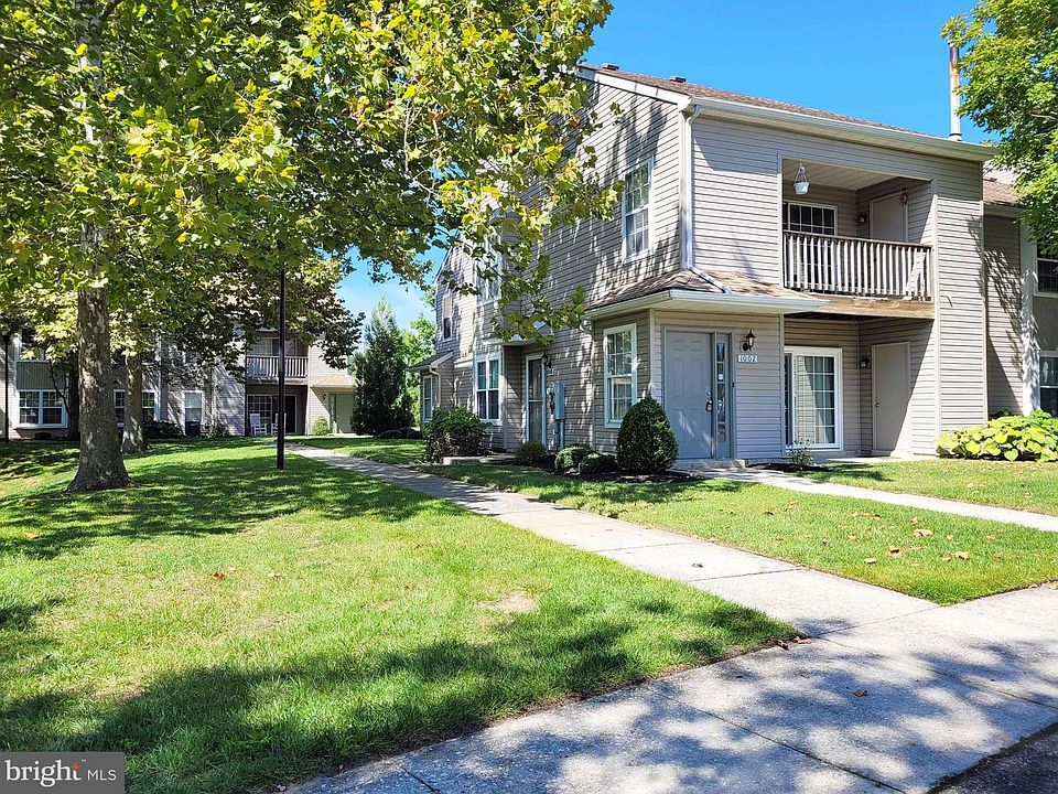 1st image of 1001 Briarwood Ct #1001
