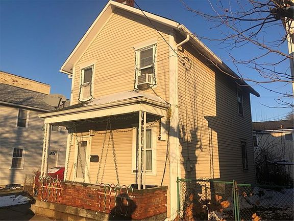 4th image of 545 E Railroad Ave