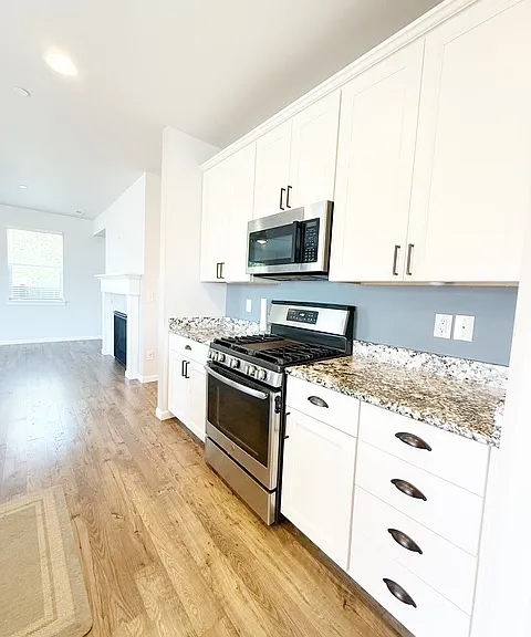 4314 Andasio Loop SE — Photo 11