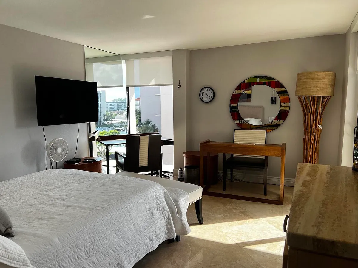 Building Photo - 2701 N Ocean Blvd #5070
