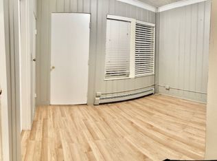 304 Belgrade Ave, Roslindale, MA 02131