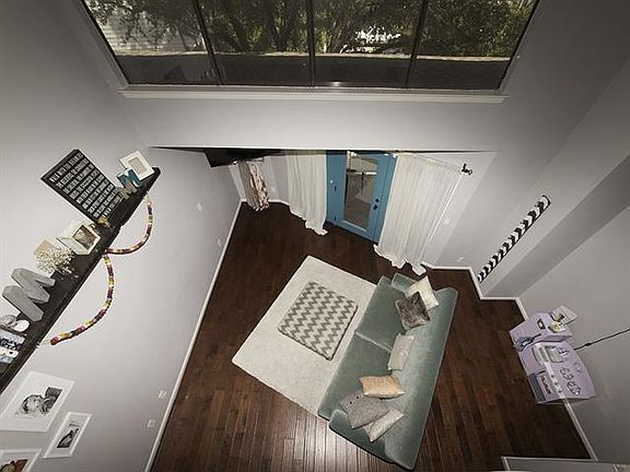 2nd image of 438 Yacht Club Dr APT G