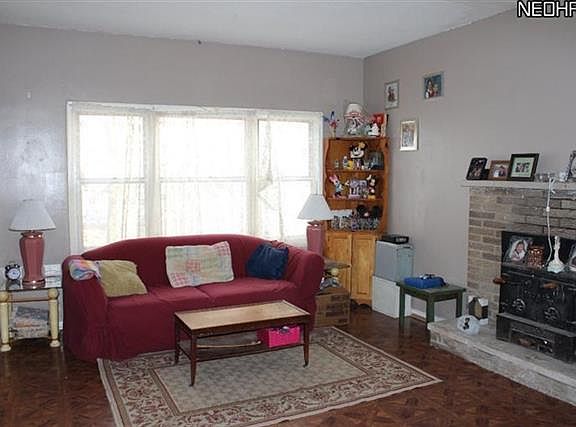 5th image of 315 N Prospect St