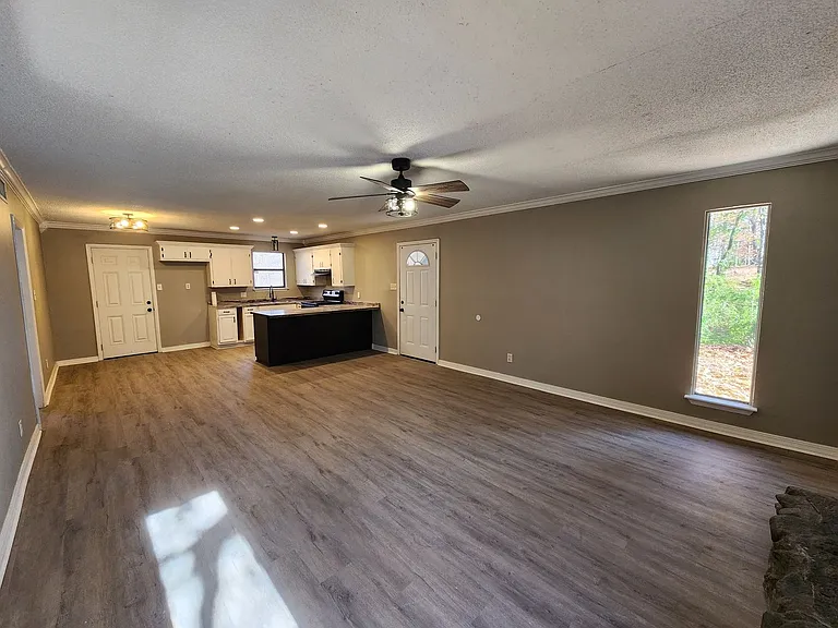 8206 Dogwood Trl — Photo 5