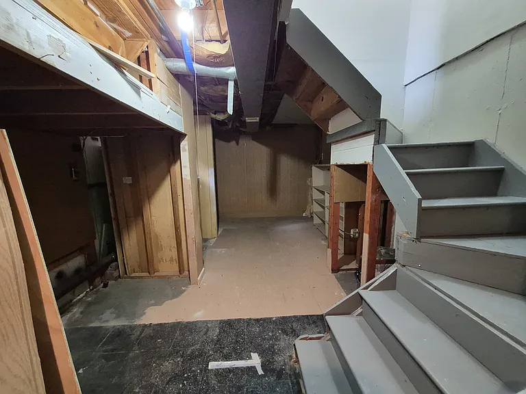 438 Travis Ave #2 — Photo 11