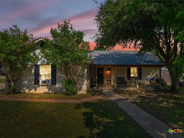 101 S Mary Alice Cir, Little River Academy, TX 76554