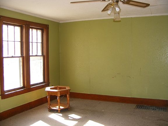 2nd image of 506 N Liberty St